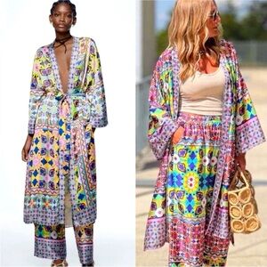 ZARA Multicolor Satin Patterned Side Slit Kimono Robe